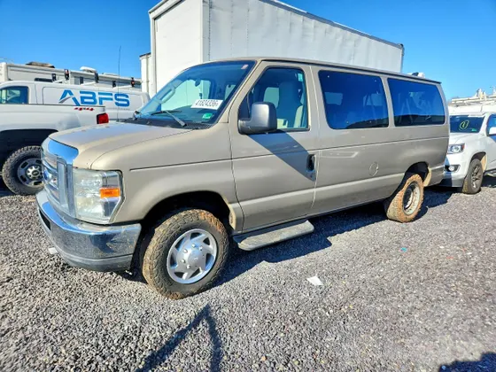 2011 Ford Econoline Wagon XLT