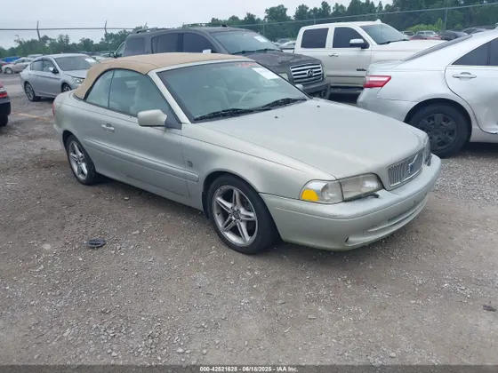 2001 Volvo C70 LT