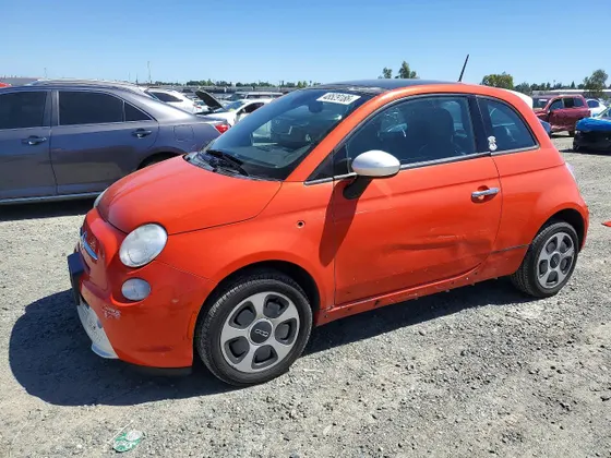 2014 FIAT 500e 500