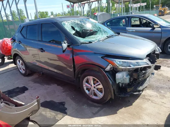 2022 Nissan Kicks S