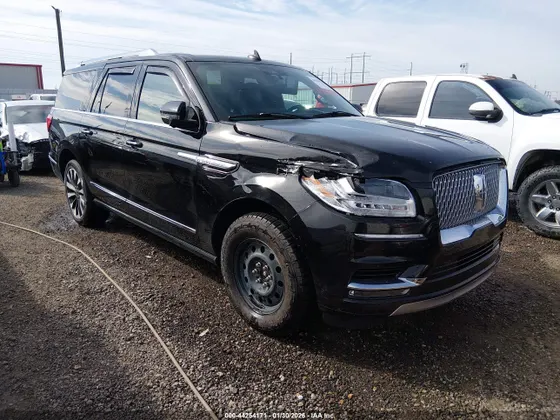 2021 Lincoln Navigator L Reserve