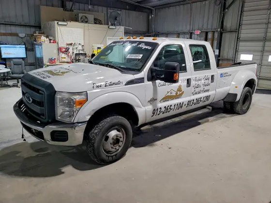 2014 Ford Super Duty F-350 DRW XLT