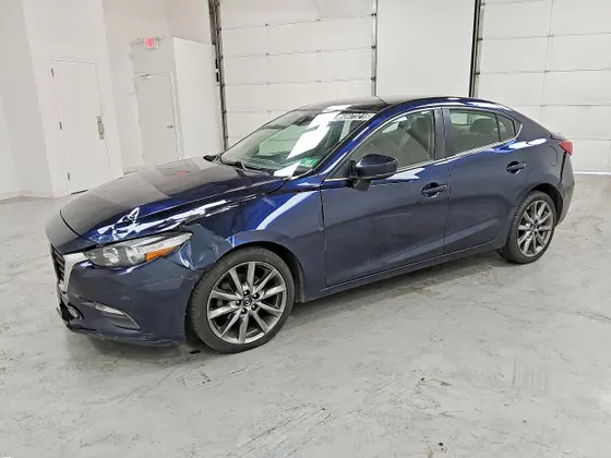 2018 Mazda Mazda3 4-Door Touring