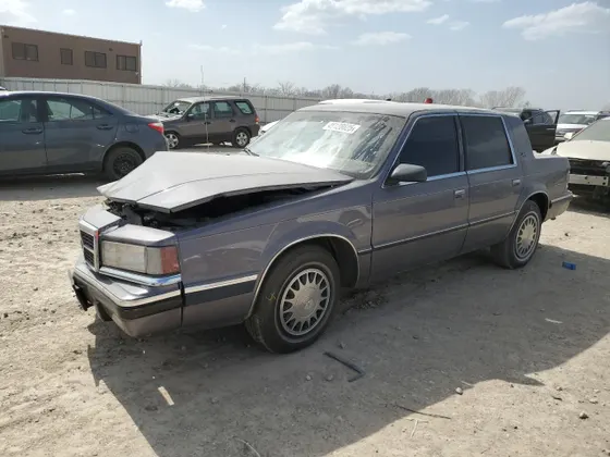 1993 Dodge Dynasty