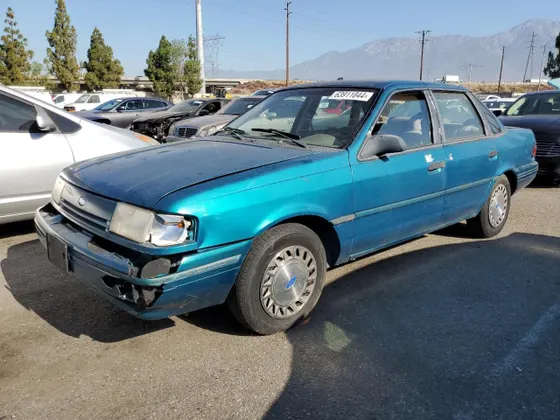 1993 Ford Tempo GL