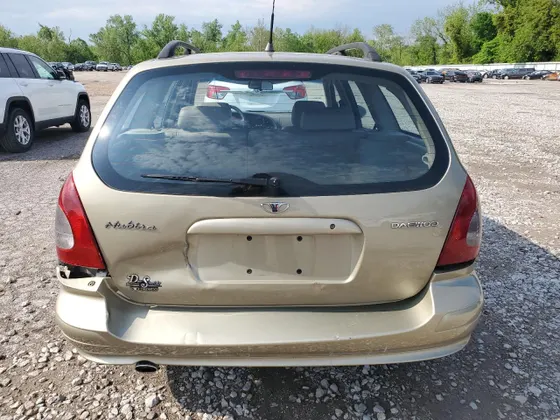 2000 Daewoo Nubira CDX