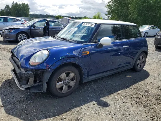 2015 MINI Cooper Hardtop COOPER