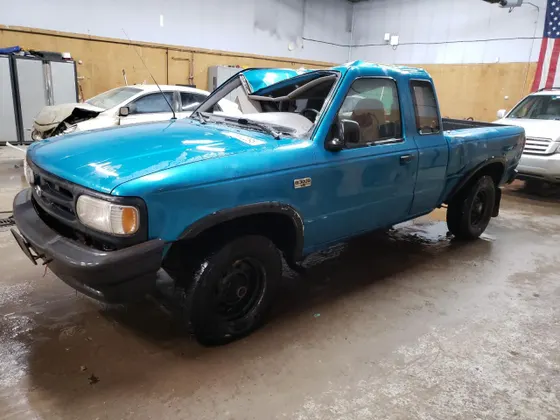 1996 Mazda B-Series 4WD Truck CAB PLUS