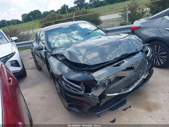 2025 Genesis G70 2.5T