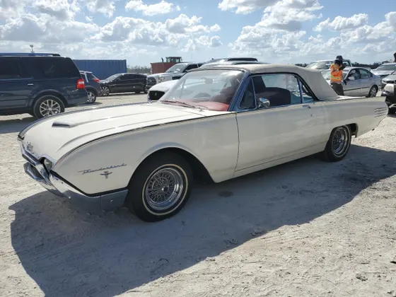 1961 Ford Thunderbird THUNDERBIR