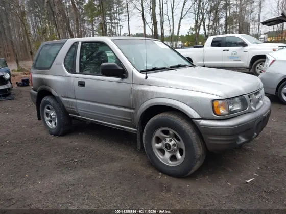2002 Isuzu Rodeo Sport S 3.2L V6 HARD TOP/S 3.2L V6 SOFT TOP
