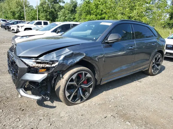 2021 Audi RS Q8