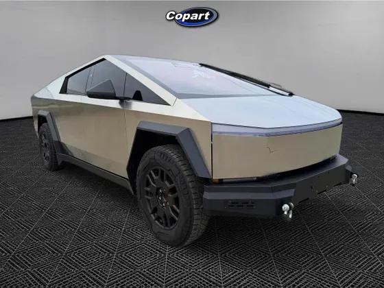 2024 Tesla Cybertruck Cyberbeast