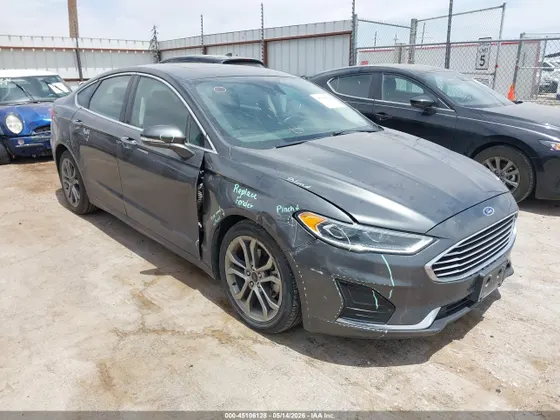 2019 Ford Fusion SEL