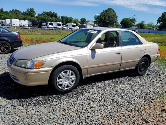 2000 Toyota Camry LE