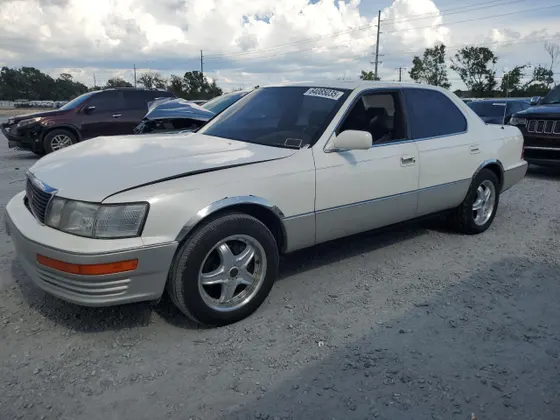 1991 Lexus LS 400