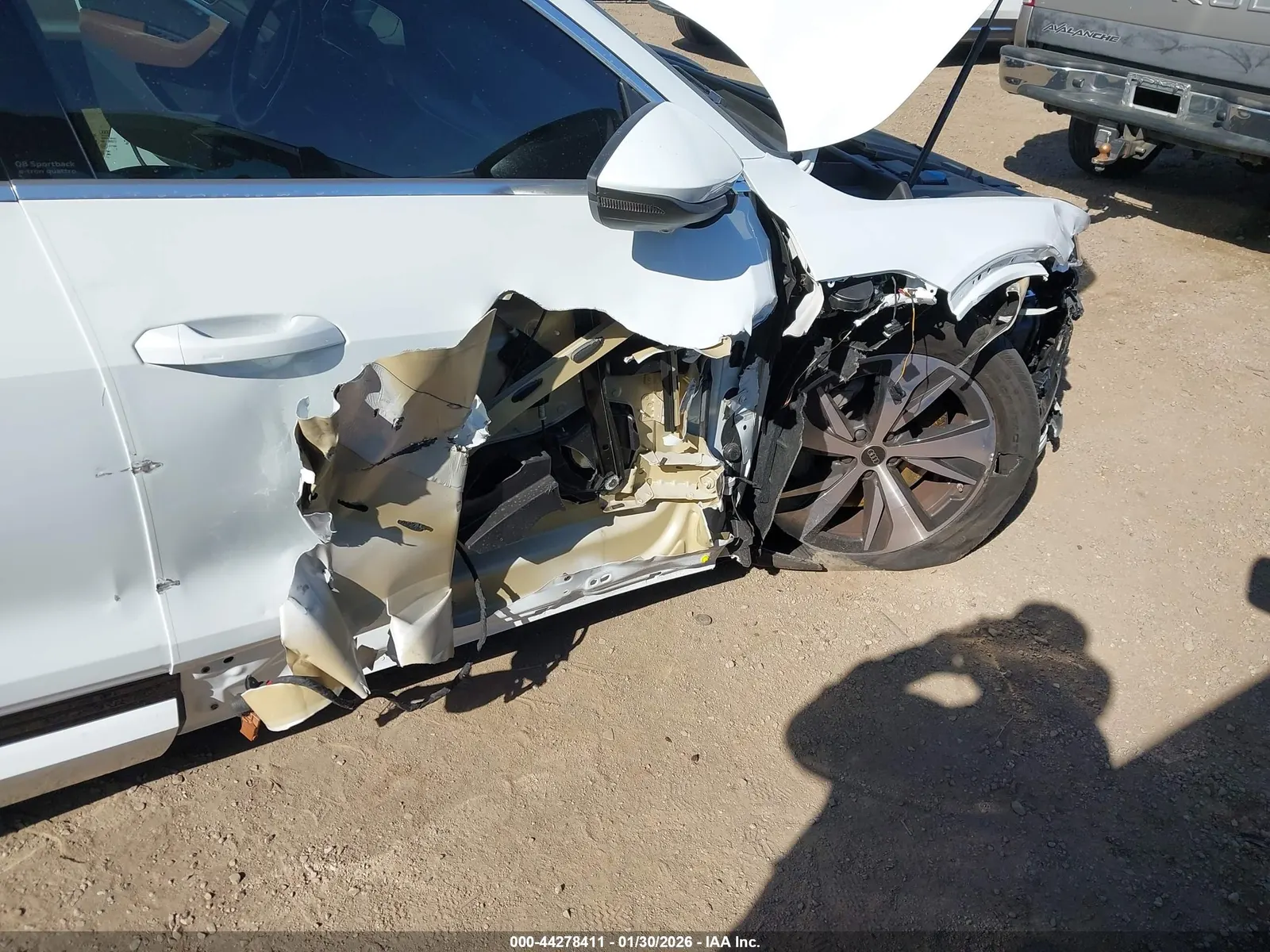 2024 Audi Q8 e-tron Sportback S line Premium Plus