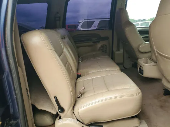 2002 Ford Excursion XLT Special Service