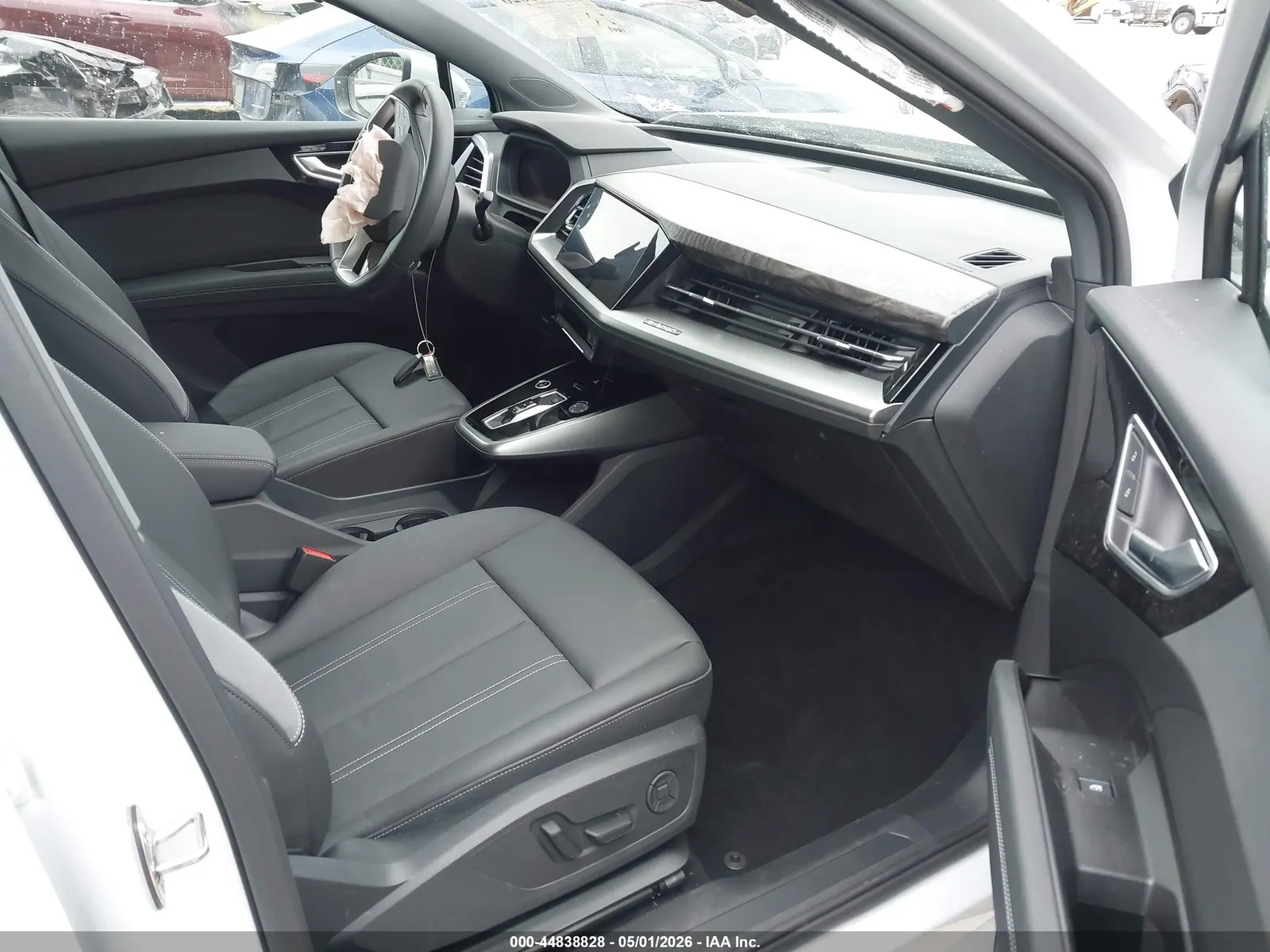 2025 Audi Q4 e-tron Premium