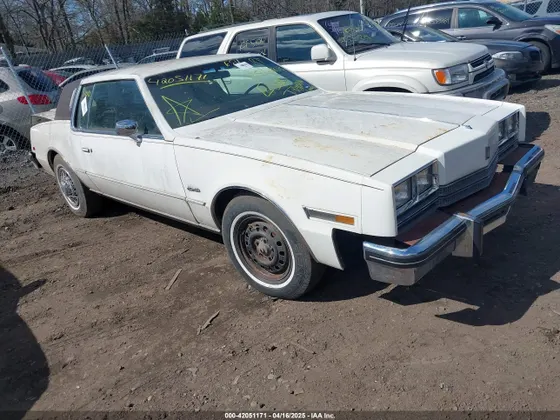 1985 Oldsmobile Toronado Custom Brougham