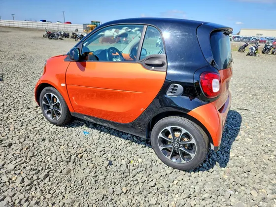 2016 smart fortwo Passion