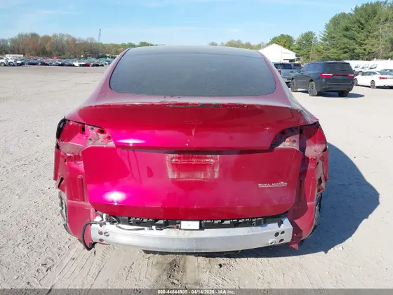 2024 Tesla Model Y Performance