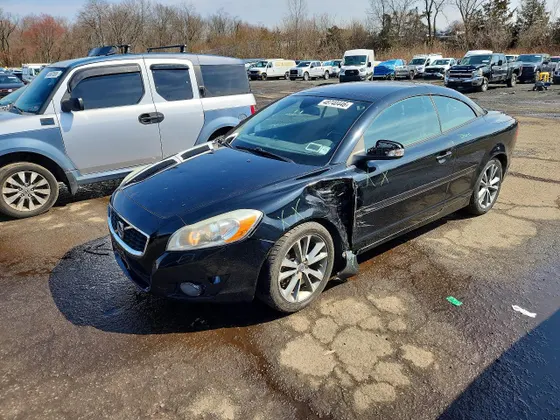 2013 Volvo C70 T5