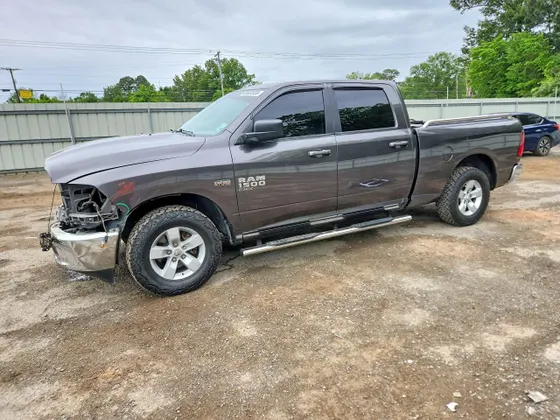 2020 Ram 1500 Classic SLT
