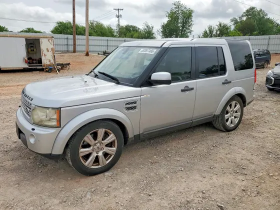 2013 Land Rover LR4 LUX