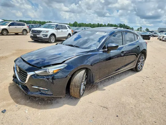 2018 Mazda Mazda3 5-Door Grand Touring