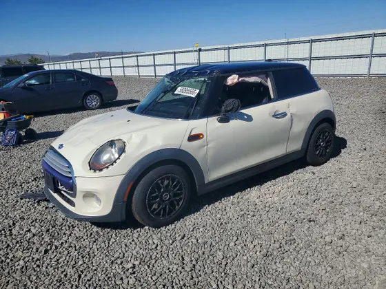2015 MINI Cooper Hardtop COOPER
