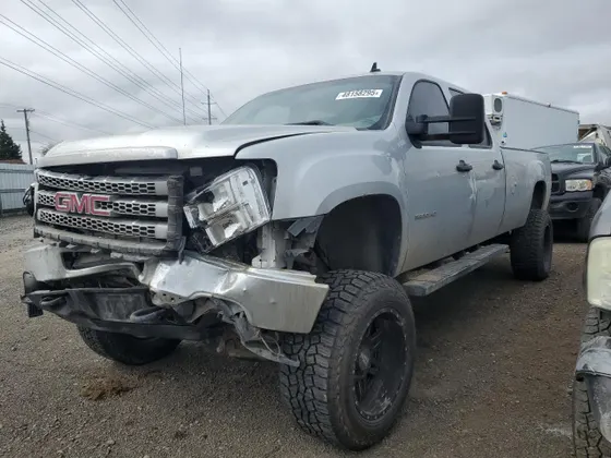 2014 GMC Sierra 3500HD SRW SLE