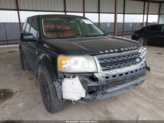 2011 Land Rover LR2 HSE LUX