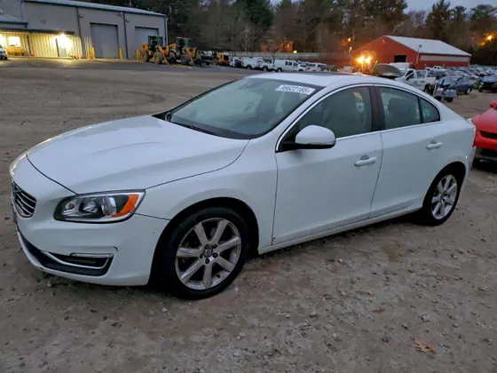 2016 Volvo S60 T5 Premier