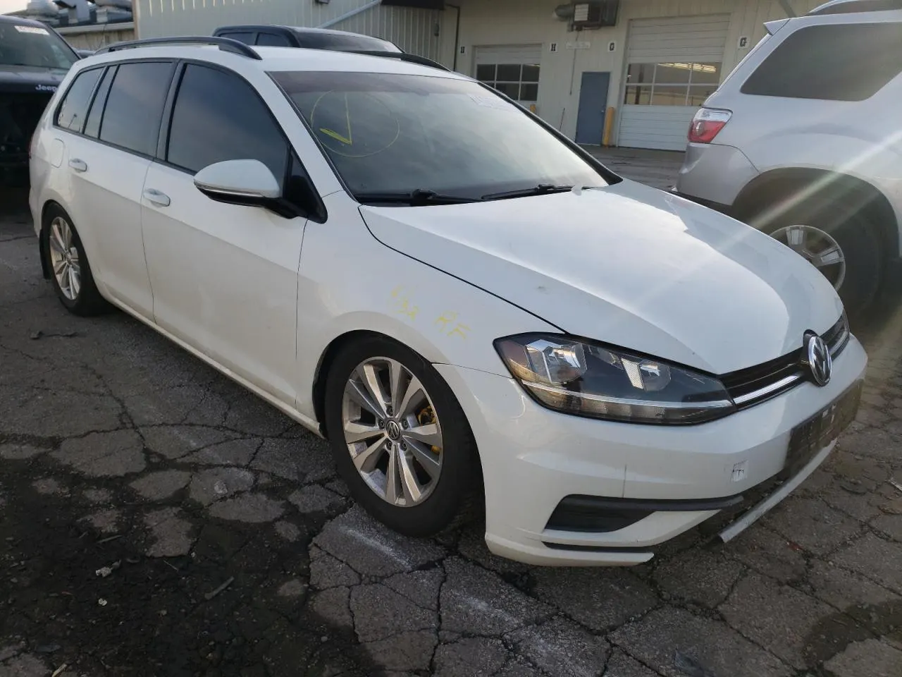 2019 Volkswagen Golf SportWagen S