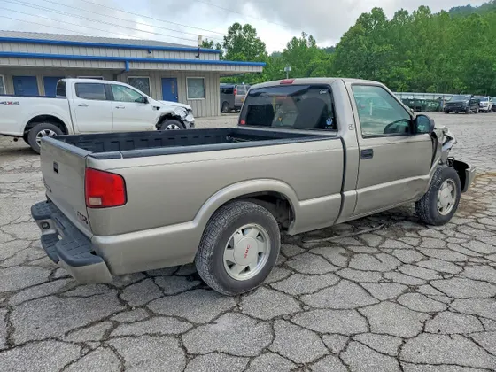 2003 GMC Sonoma SLS