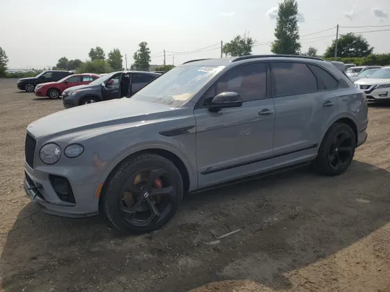 2022 Bentley Bentayga V8