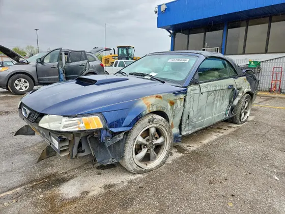 2001 Ford Mustang GT Deluxe