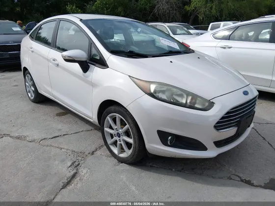 2016 Ford Fiesta SE