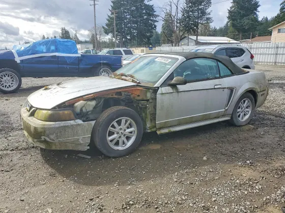 2004 Ford Mustang Deluxe