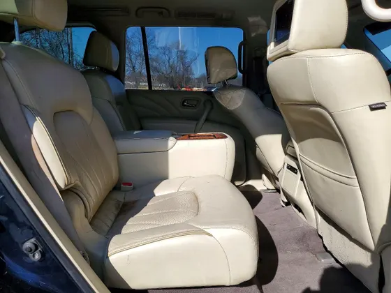 2017 INFINITI QX80
