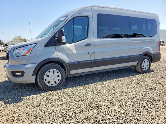 2022 Ford Transit Passenger Wagon XL