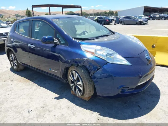 2017 Nissan LEAF S