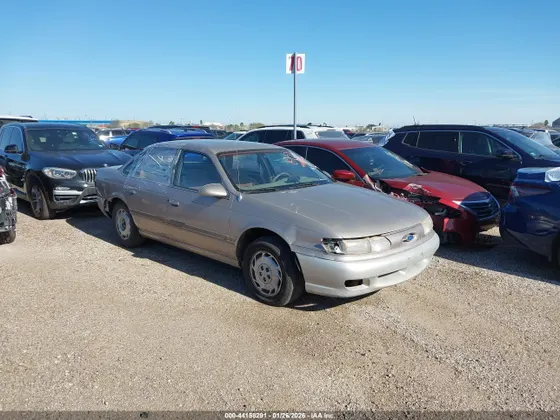 1994 Ford Taurus GL