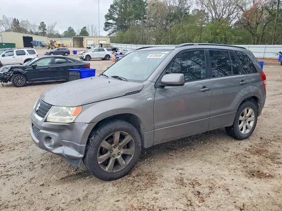 2010 Suzuki Grand Vitara Limited