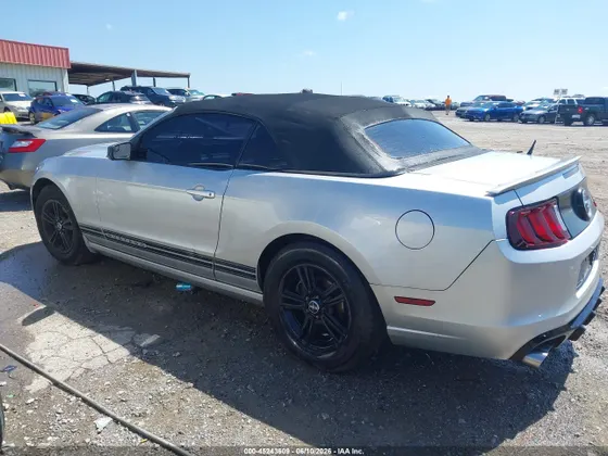 2013 Ford Mustang V6