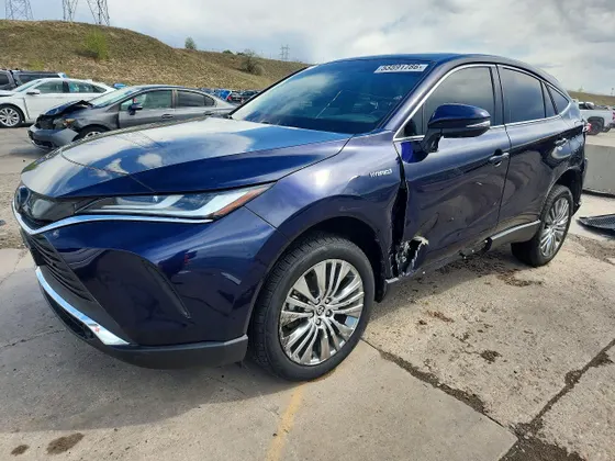 2021 Toyota Venza XLE