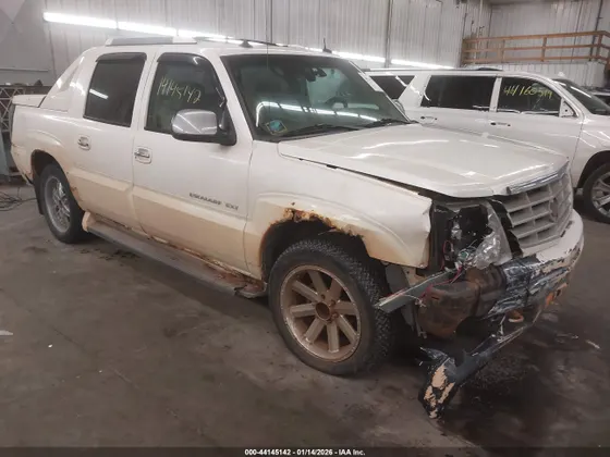 2003 Cadillac Escalade EXT STANDARD