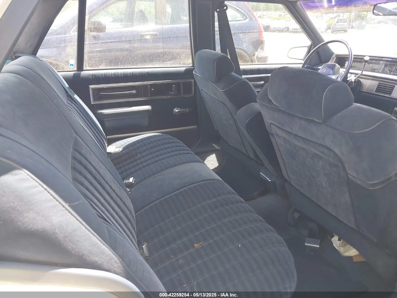1988 Oldsmobile Delta 88 ROYALE