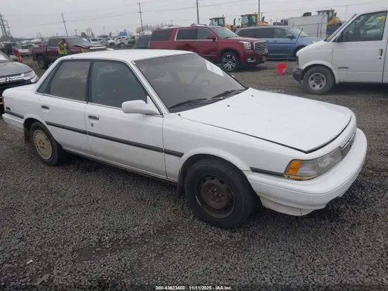 1989 Toyota Camry LE ECT